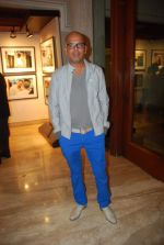 Narendra Kumar Ahmed at photographer Shantanu Das exhibition in Tao Art Gallery on 28th March 2012 (32).JPG